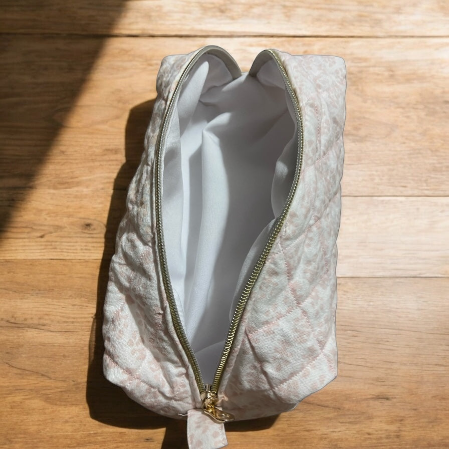 Quilted Boxy Zipper Pouch